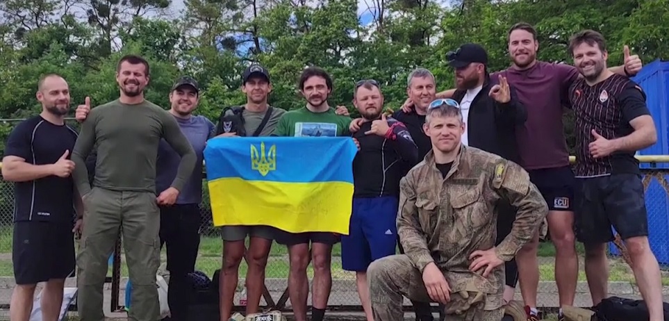 Ексрозвідник флоту США провів тренінг тероборонівців Львівщини