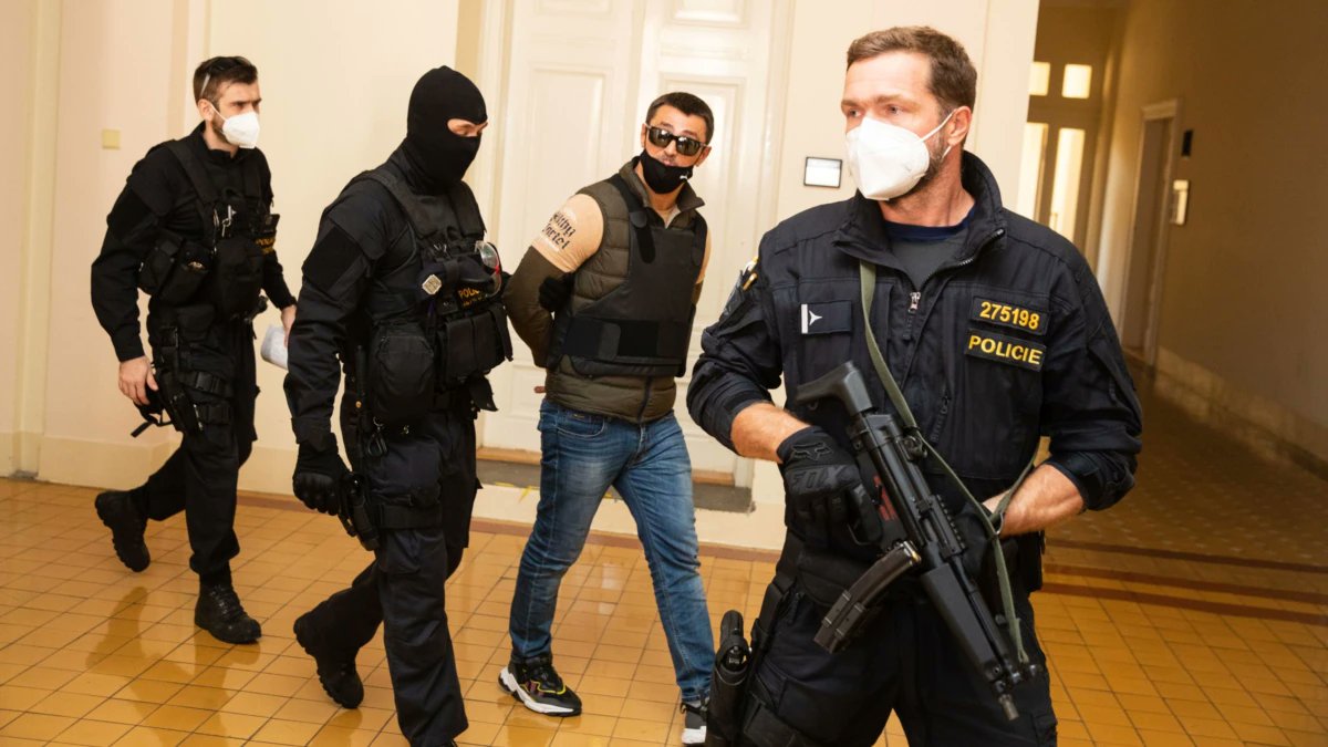 Чеський суд погодив екстрадицію російського бойовика в Україну