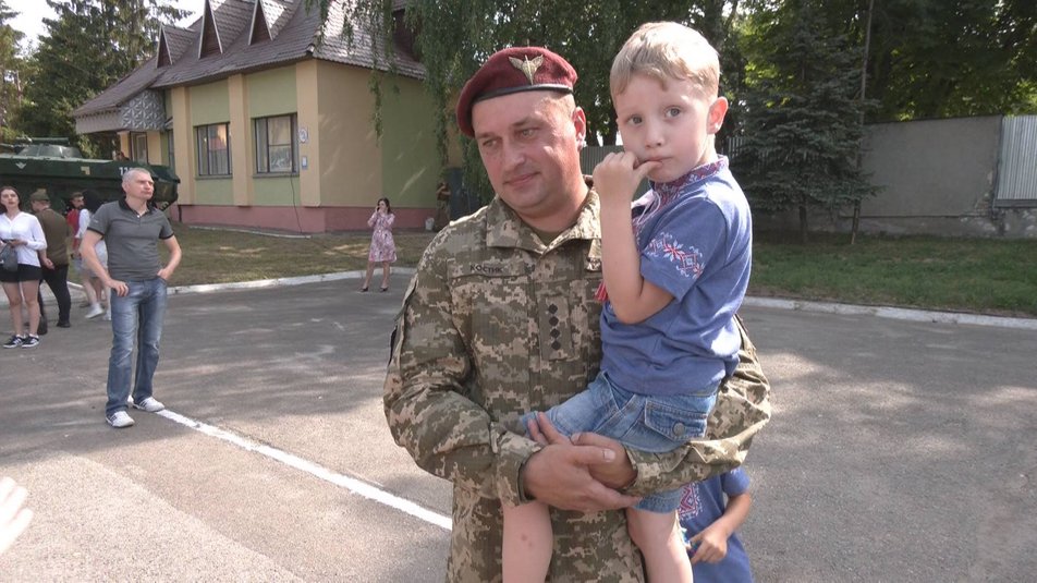 Батько чотирьох дітей. Львів прощається з десантником 80-ки, істориком Юрієм Костиком