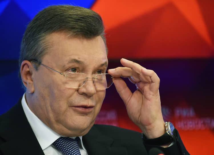 У Білорусь прилетів також літак Януковича, – Беларускі Гаюн