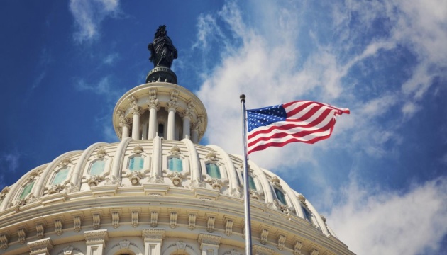 США розробляють закон про відмову від російської нафти