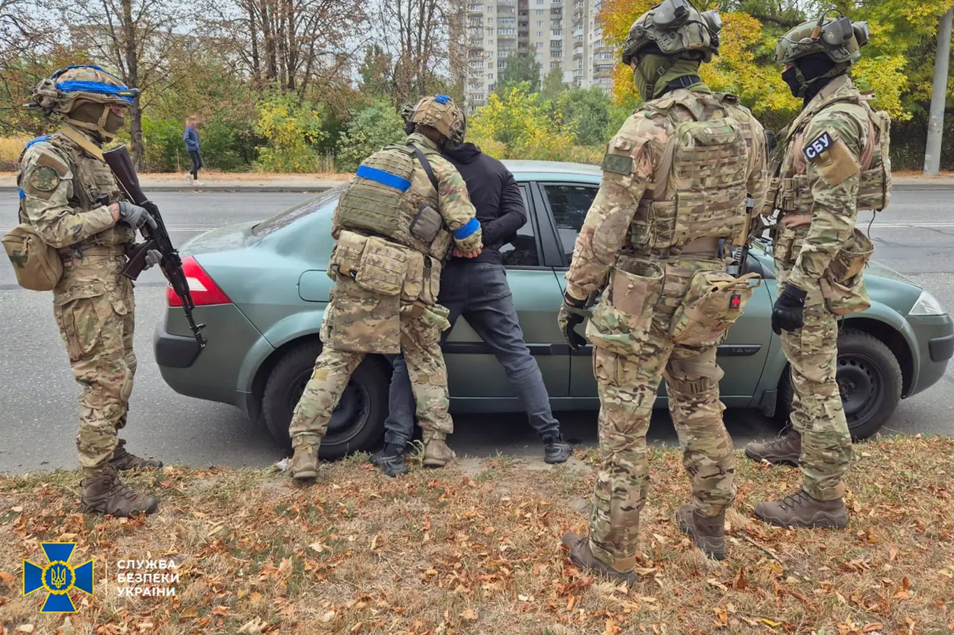 Спецоперація СБУ у Львові: перекривання вулиць, перевірка документів та огляд автомобілів
