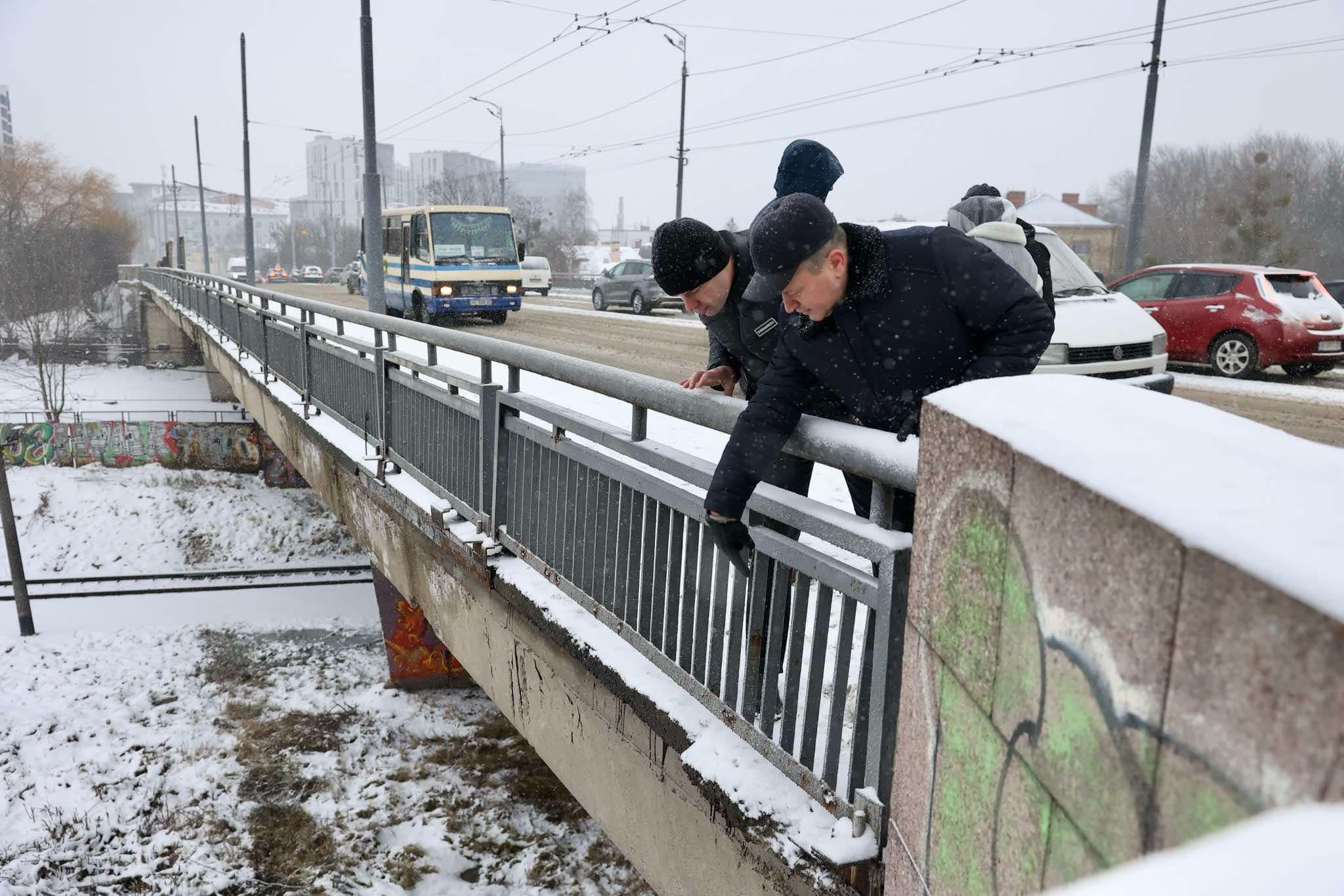 У Львові обмежили рух транспорту на одній з головних вулиць