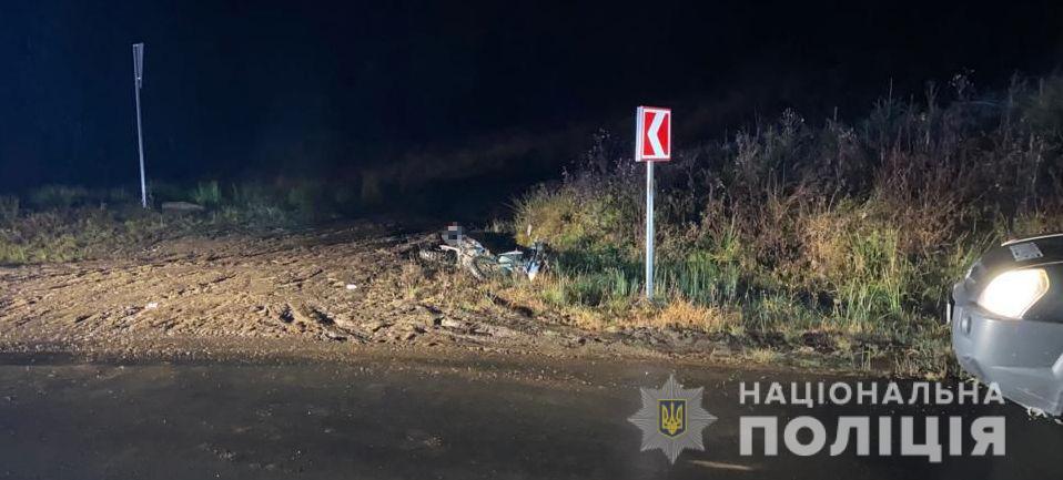 На Львівщині в ДТП загинув мотоцикліст