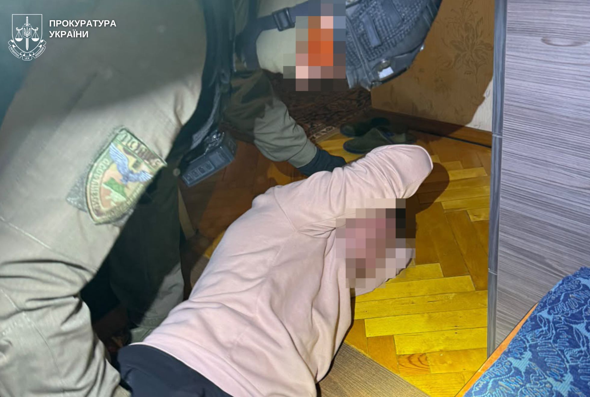 У Львові чоловік ножем поранив працівника ТЦК під час оповіщення (фото)