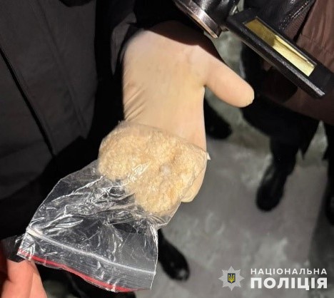 У Львові судитимуть підлітків за збут наркотиків через Інтернет