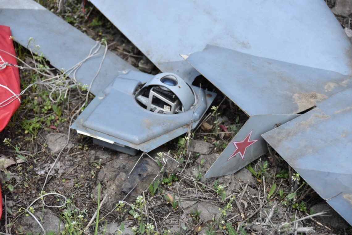 Українські прикордонники збили над Бахмутом два безпілотники зі стрілецької зброї