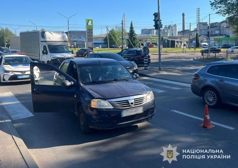 У Львові авто збило жінку: деталі аварії
