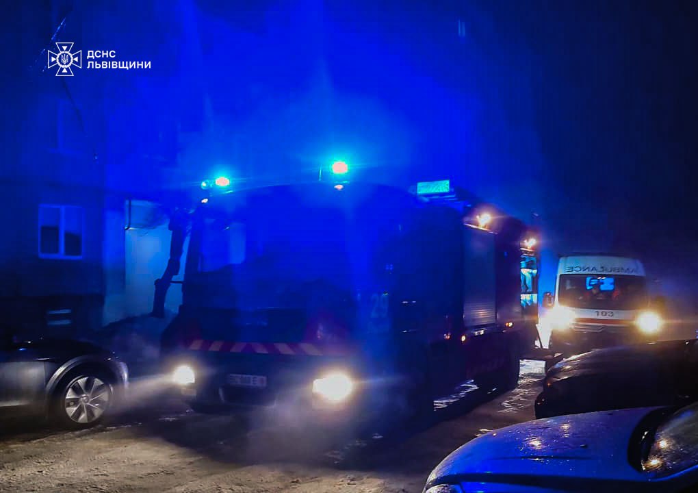 Вночі у Львові горіла квартира: що сталося