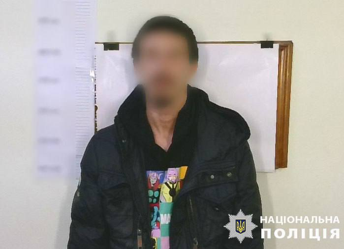 Бив ножем по голові: у Києві поліція повідомила деталі страшного вбивства