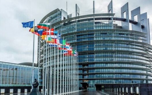 Європарламент закликав негайно зняти обмеження на удари України західною зброєю по РФ