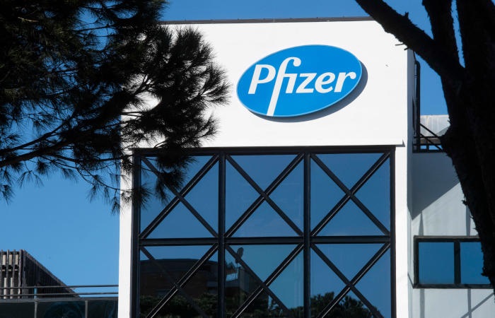 Ексспівробітницю компанії Pfizer підозрюють у крадіжці даних про вакцину