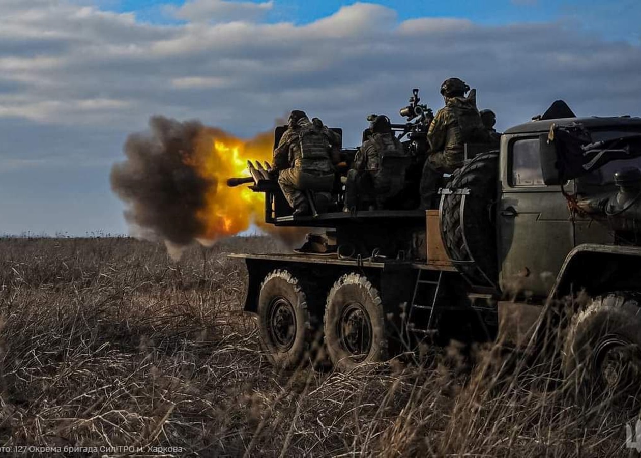 Росіяни намагалися прорвати оборону під Авдіївкою, тривають запеклі бої