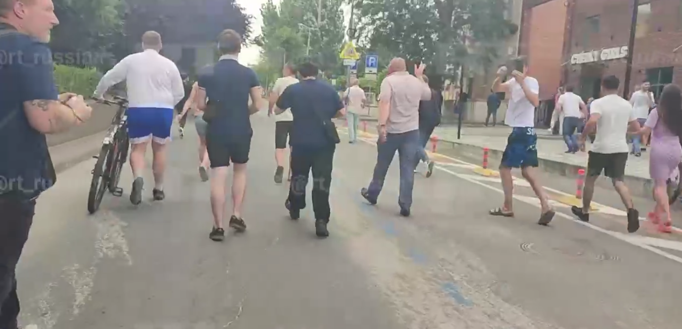 Біля штабу Південного округу в Ростові прогриміли вибухи
