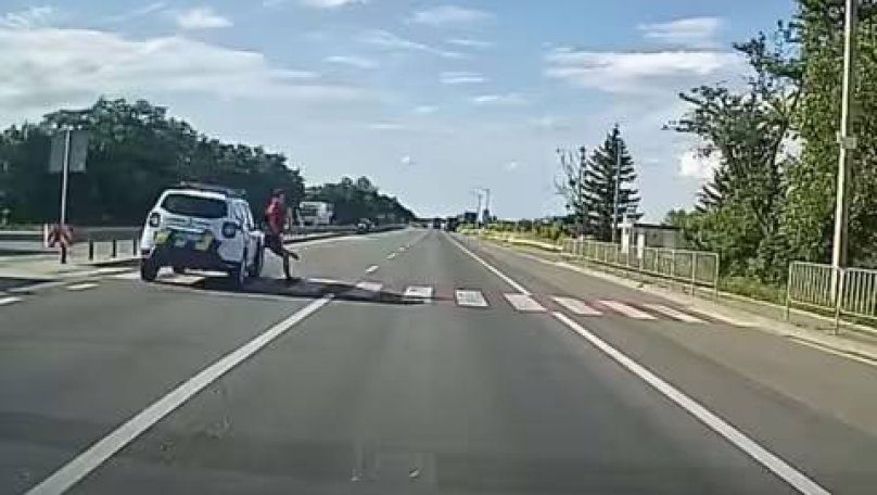 Біля Львова патрульні збили неповнолітнього на пішохідному переході: хлопець у лікарні