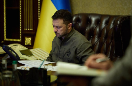 Зеленський зідзвонився з Шольцом: про що говорили