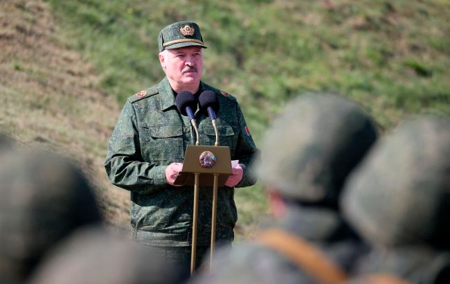 «Ви що, думаєте, ми язиком ляпаємо?» Лукашенко лякає ядерною зброєю