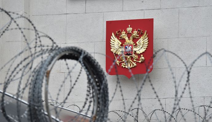 «Світоч» - зрадники чи заручники: які компанії продовжують фінансувати російську армію