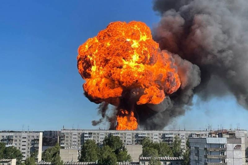 Мешканців Херсонщини просять триматися подалі від розташувань російської техніки
