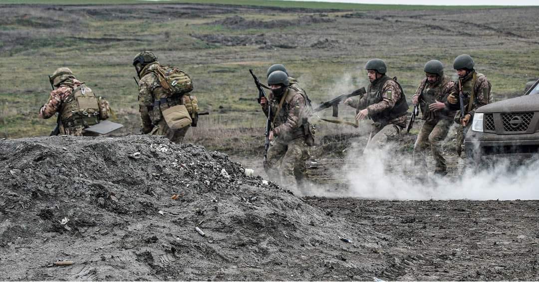 Сили оборони відбили атаки ворога біля 12 населених пунктів на сході, - Генштаб
