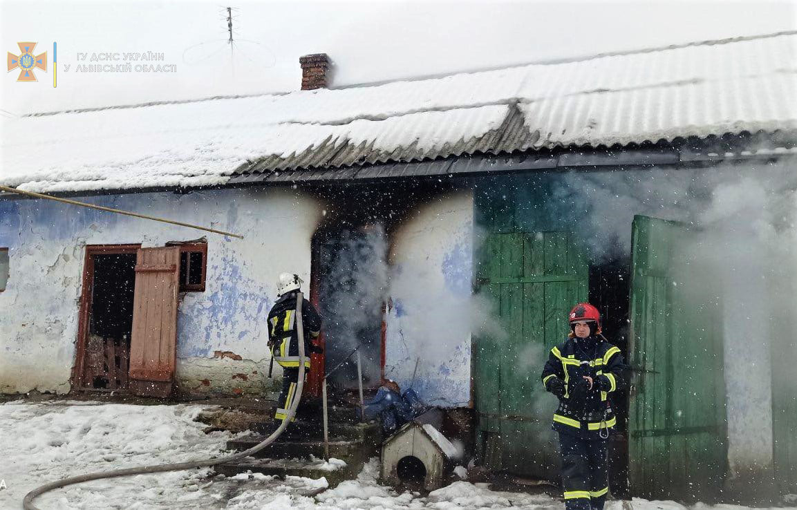 На Львівщині чоловік згорів у власному будинку