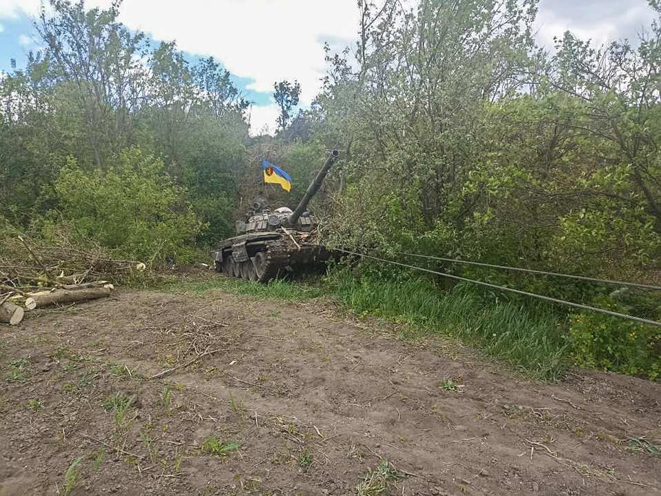 Львівські воїни 24-ї бригади показали трофейний танк