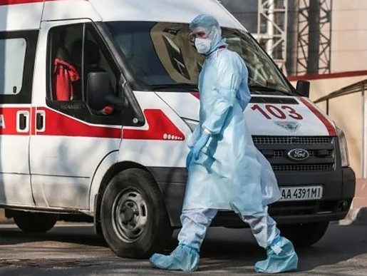 Нова хвиля коронавірусу почалася. В епіцентрі - Прикарпаття і Львівщина