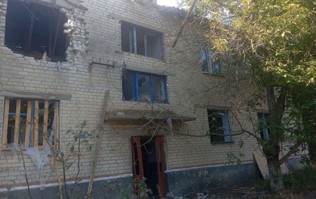 Російські війська вдарили по багатоквартирному будинку на Херсонщині, - ОВА
