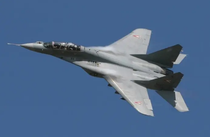 Два військові російські літаки вторглись у повітряний простір Литви