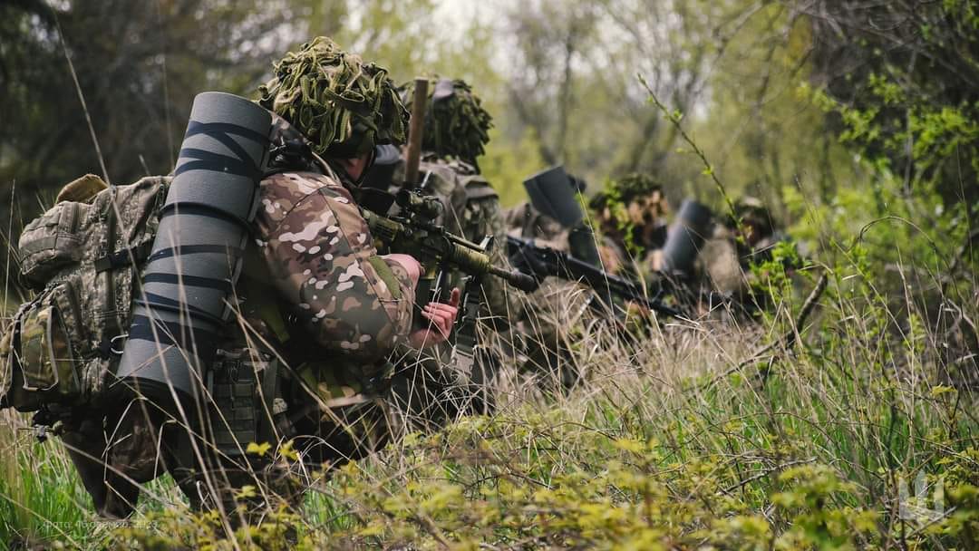ЗСУ відбили 39 атак, тривають запеклі бої за Бахмут та Мар’їнку. Генштаб