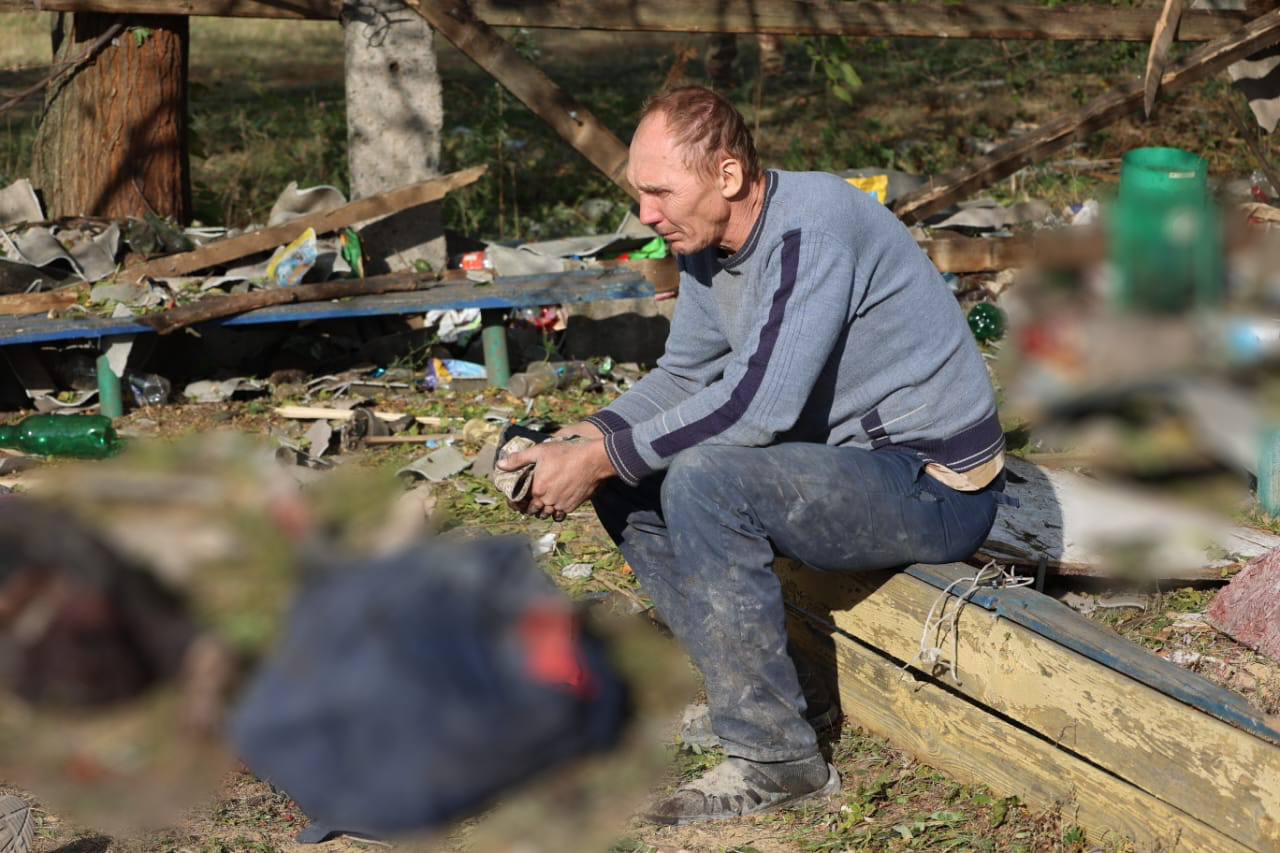 Прийшли на поминки військового: у селі Гроза загинула половина мешканців у результаті удару по кафе