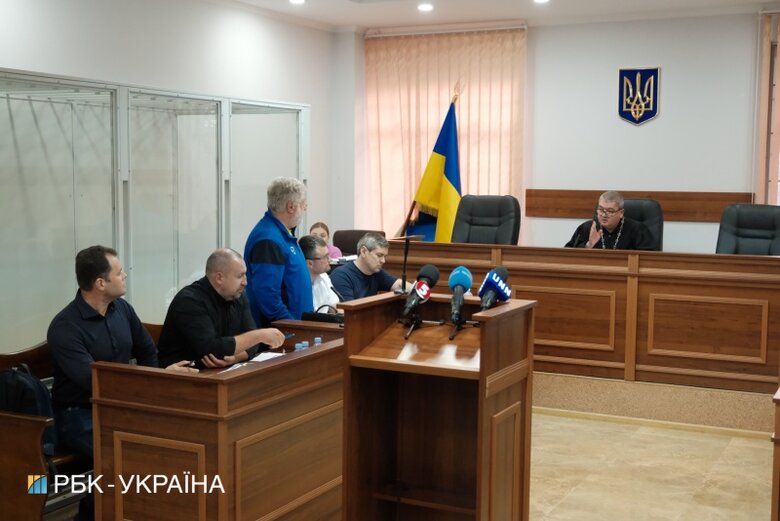 Коломойський - у СІЗО: олігарха арештували на 60 діб із можливістю застави