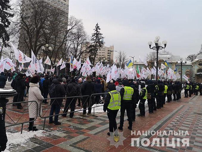 Мітинг ФОПів у Києві не обійшовся без сутичок: є затримані