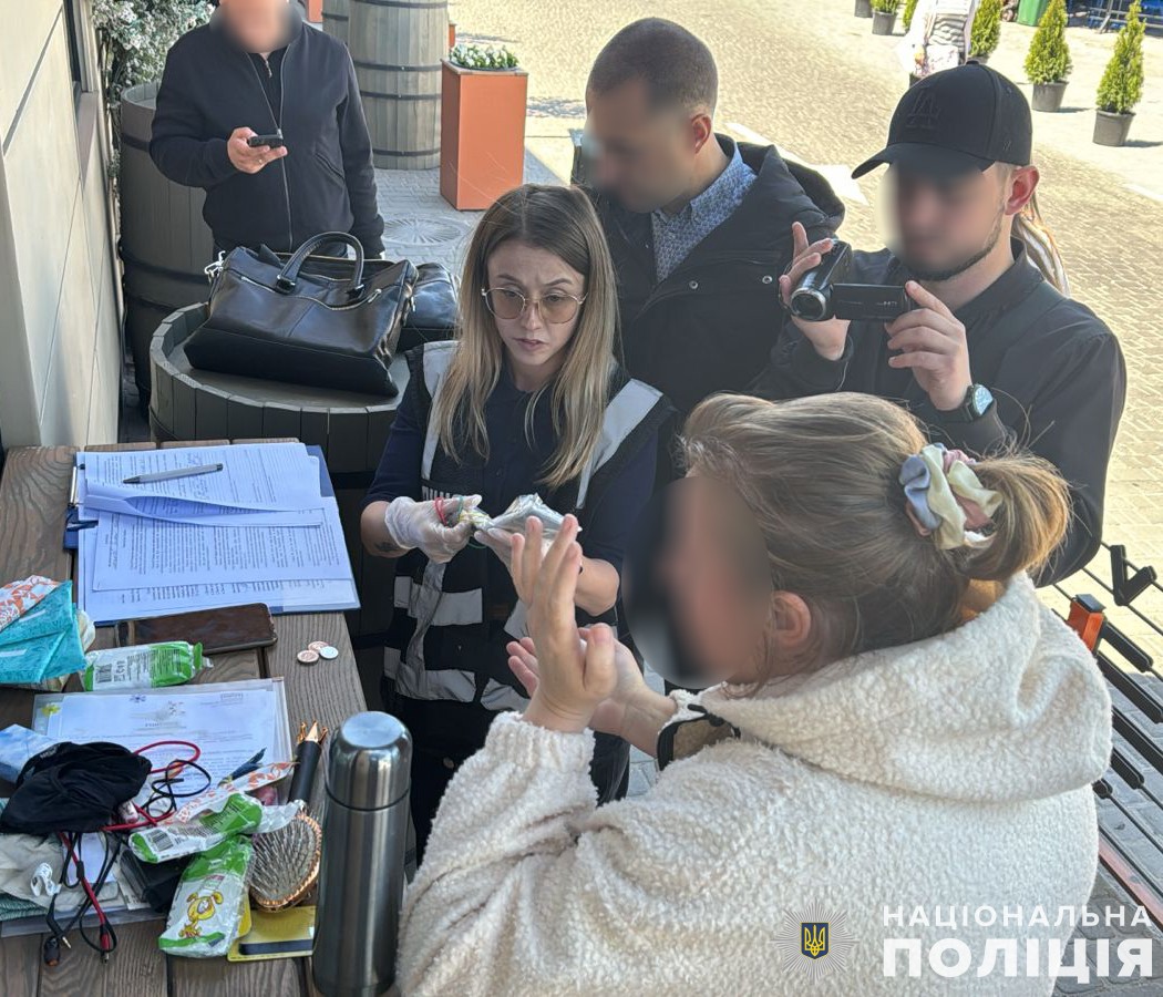 Уклала з ухилянтом фіктивний шлюб: на Львівщині судитимуть 43-річну киянку