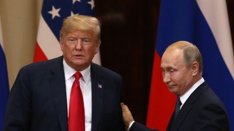 Кремль не планує жодних домовленостей після зустрічі Путіна і Трампа на Алясці