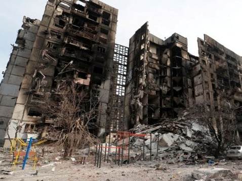 Російські окупанти намагаються встановити повний контроль над Маріуполем, – Денісова