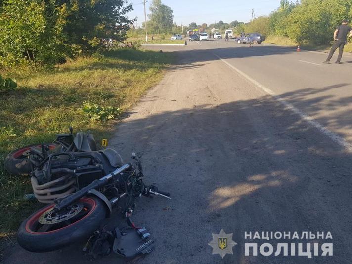 На Львівщині загинув мотоцикліст. Він зіткнувся з автомобілем «ВАЗ»
