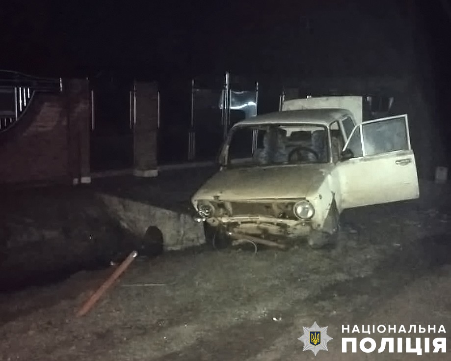 Авто перекинулося: на Львівщині п'яний водій влаштував ДТП з потерпілими