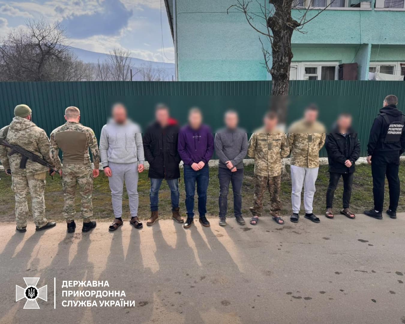 Одразу 11 ухилянтів намагалися втекти через Тису в Румунію: двох рятували з води