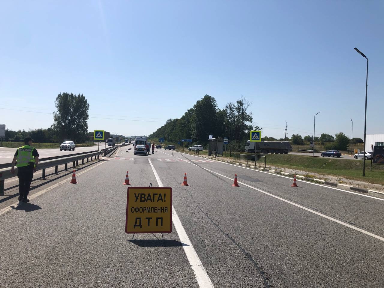 Біля Львова водій «Пежо» збив на смерть 2-річного хлопчика у дитячому візочку