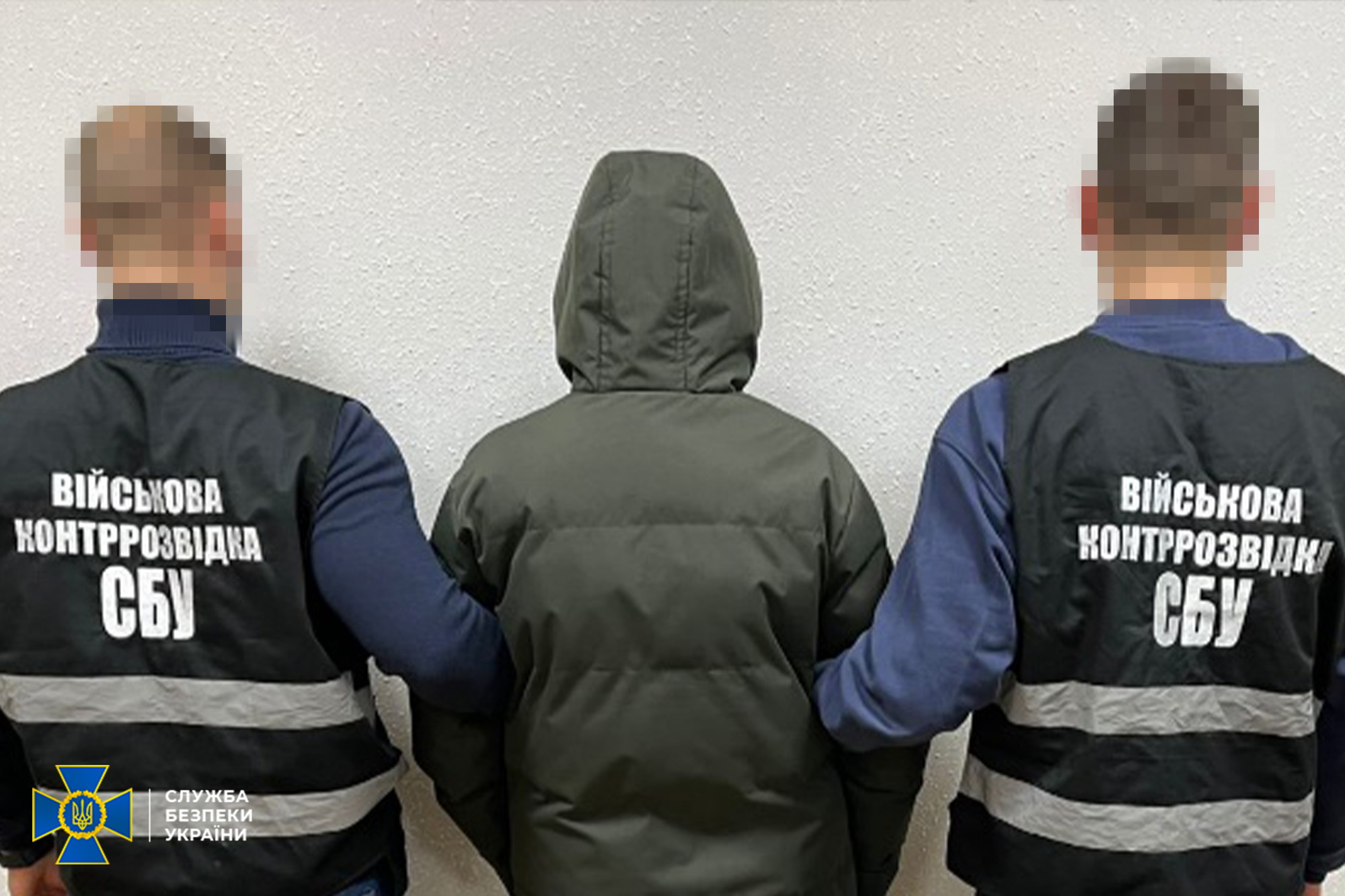 У таксі шпигувала за оборонцями Чернігова: СБУ викрила 16-річну агентку російського гру
