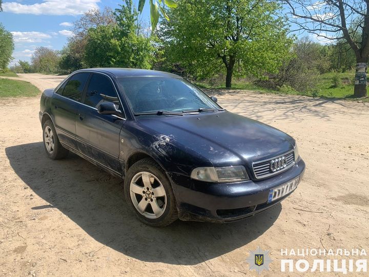 На Львівщині водій «Ауді» наїхав на 20-річного чоловіка: він у реанімації