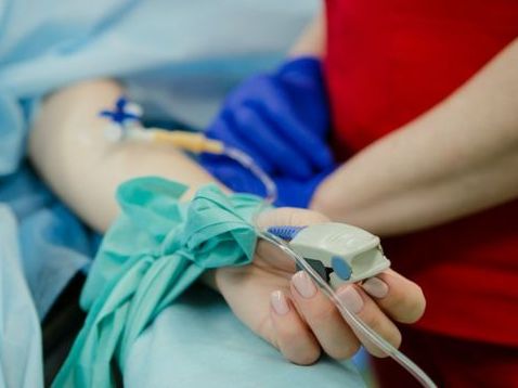 Боремося за життя ще кількох вагітних. Лікарі прокоментували смерть 23-річної жінки