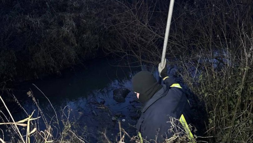 Біля Дрогобича у річці знайшли тіло чоловіка: особу встановлюють