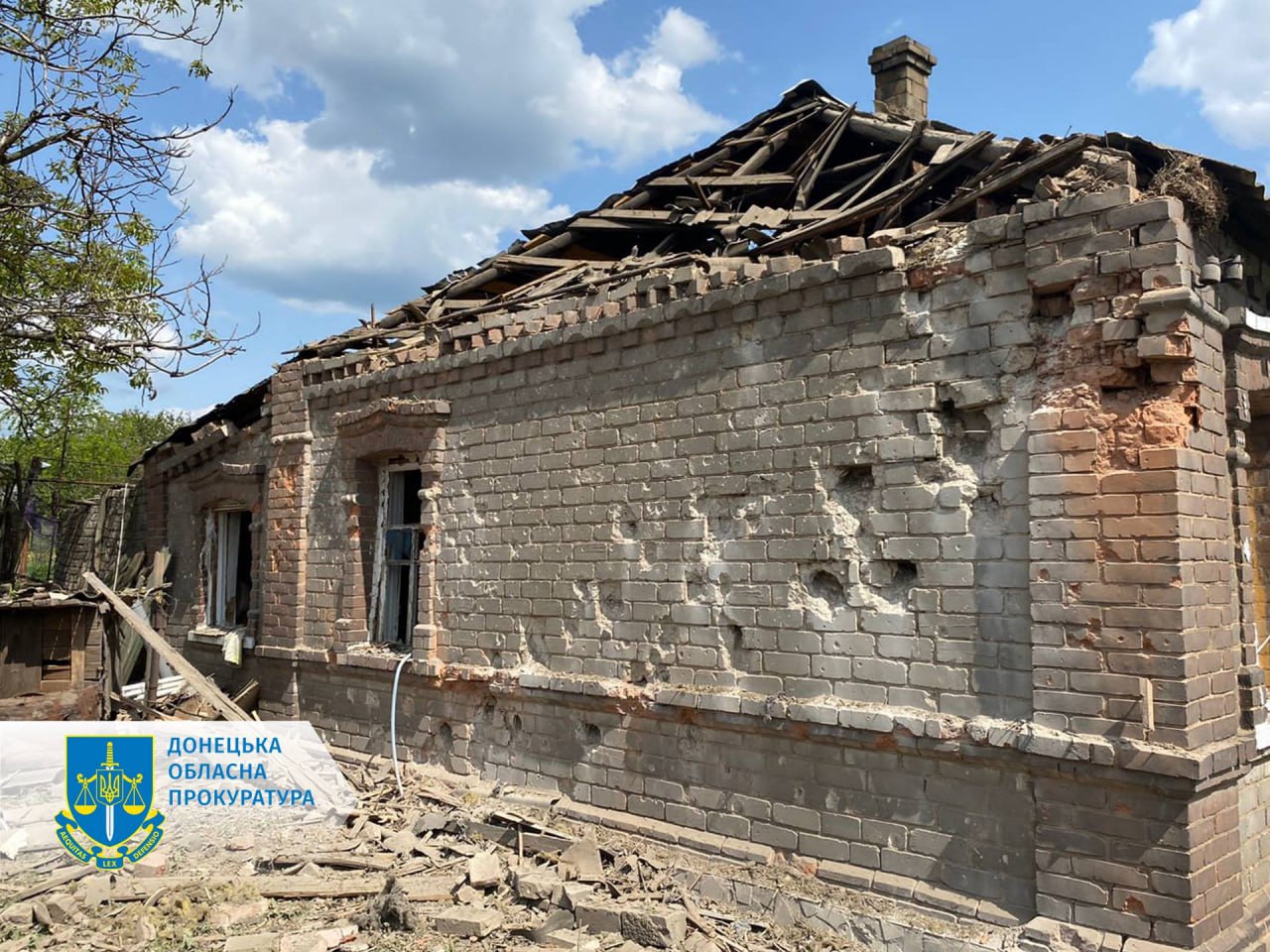 Рашисти обстріляли Костянтинівку. Двоє людей загинуло, серед них – 15-річна дівчинка