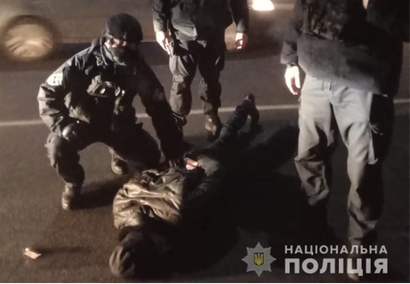 У Червонограді вимагач погрожував розправою підприємцю та його вагітній дружині