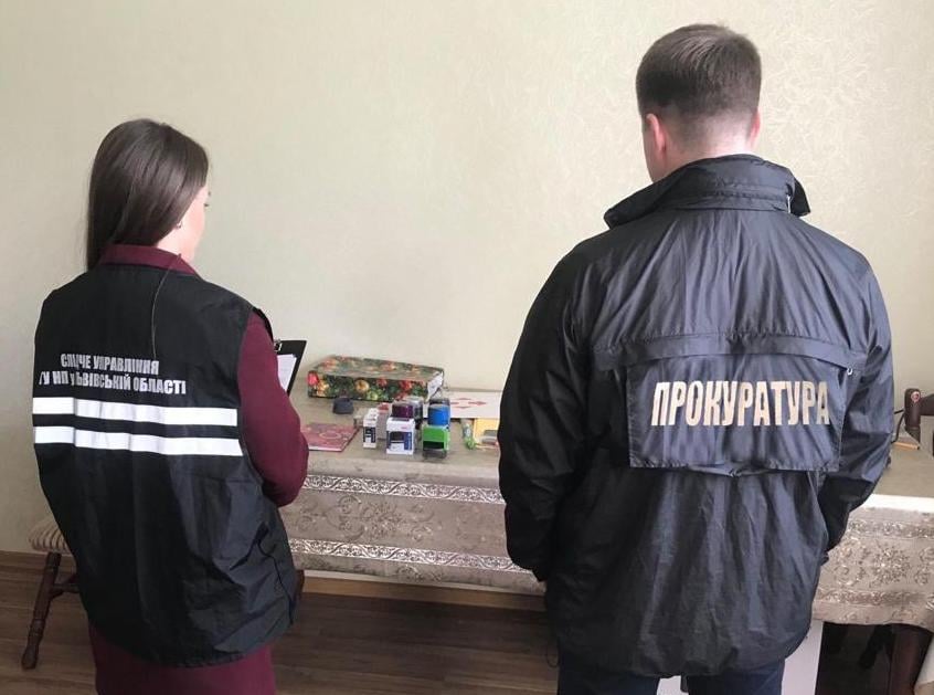 На Львівщині викрили масштабну схему підробки COVID-сертифікатів