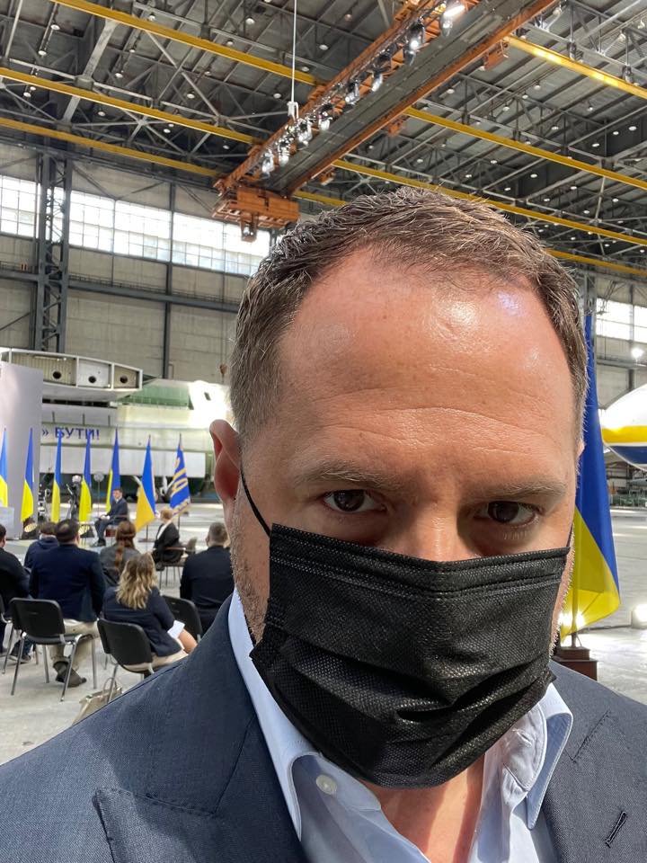 В Офісі президента України заперечили можливість прямих перемовин із сепаратистами