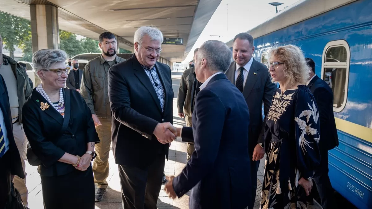 Прем’єр Канади Марк Карні прибув у Київ у День Незалежності України