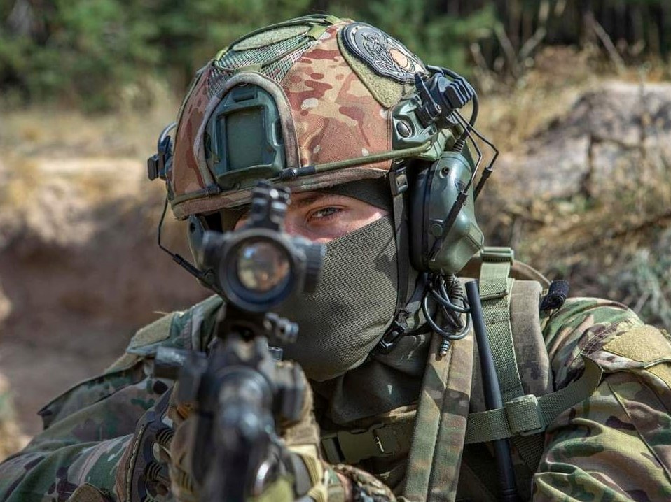 Ліквідували 990 окупантів, знищили 8 танків, підводний човен. Оновлені дані про втрати ворога